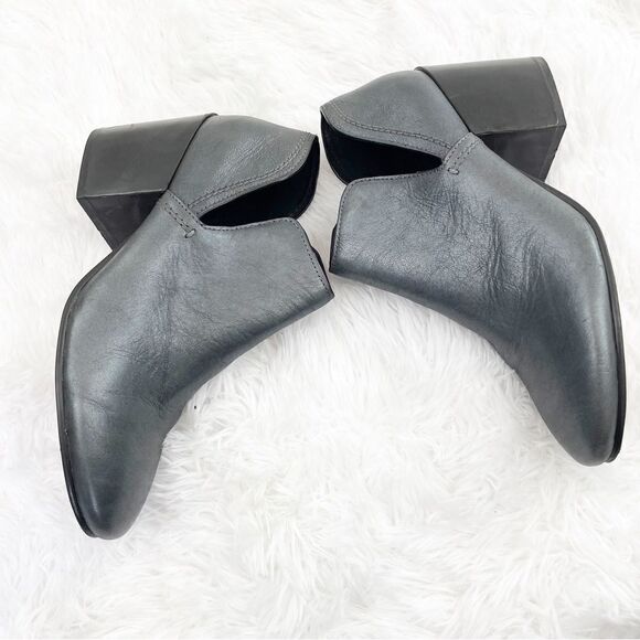 Naked Feet Hedley Leather Pull-On Bootie - Picture 4 of 10